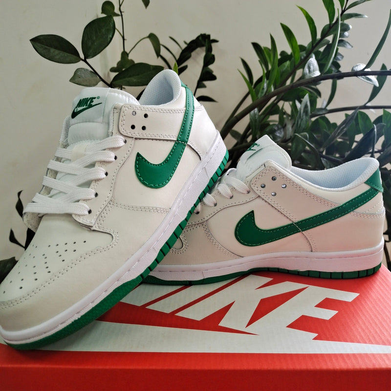 Tênis Nike SB Dunk Low White Green