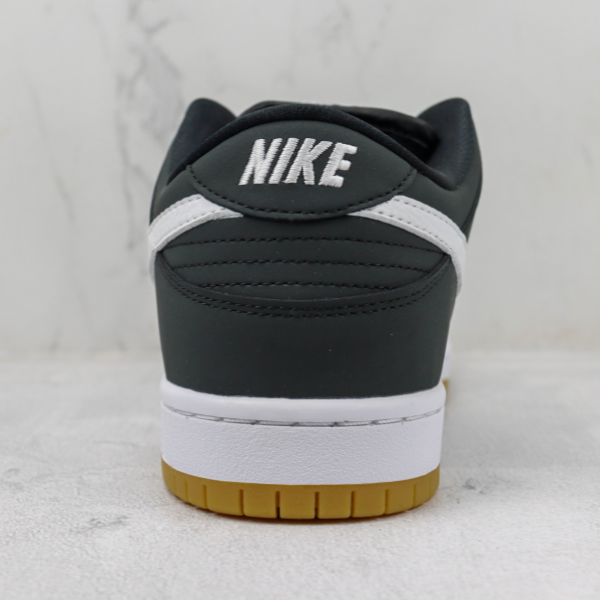 Tênis Nike Sb Dunk Low Black Gum