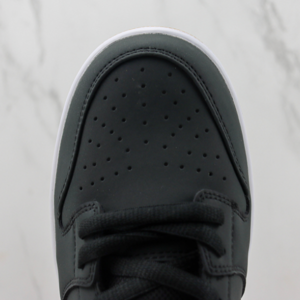 Tênis Nike Sb Dunk Low Black Gum